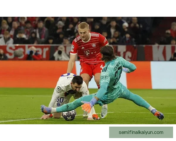 德里赫特在本赛季的球队贡献持续提升，展现出出色的防守表现与战术适应能力。