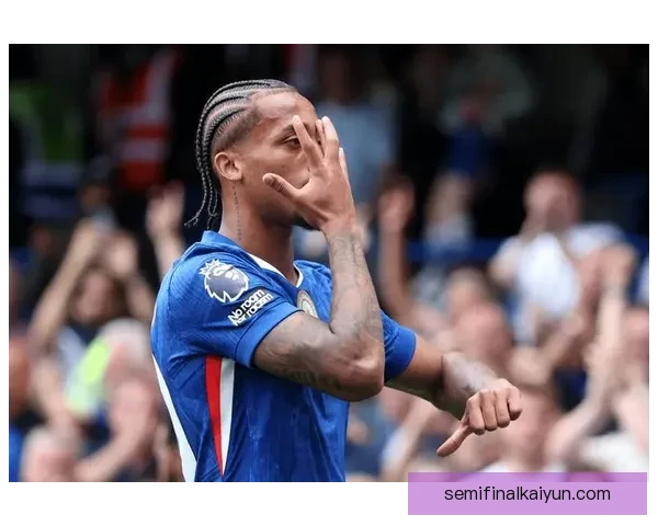 英超凯尼状态回暖，近期表现稳健引发关注